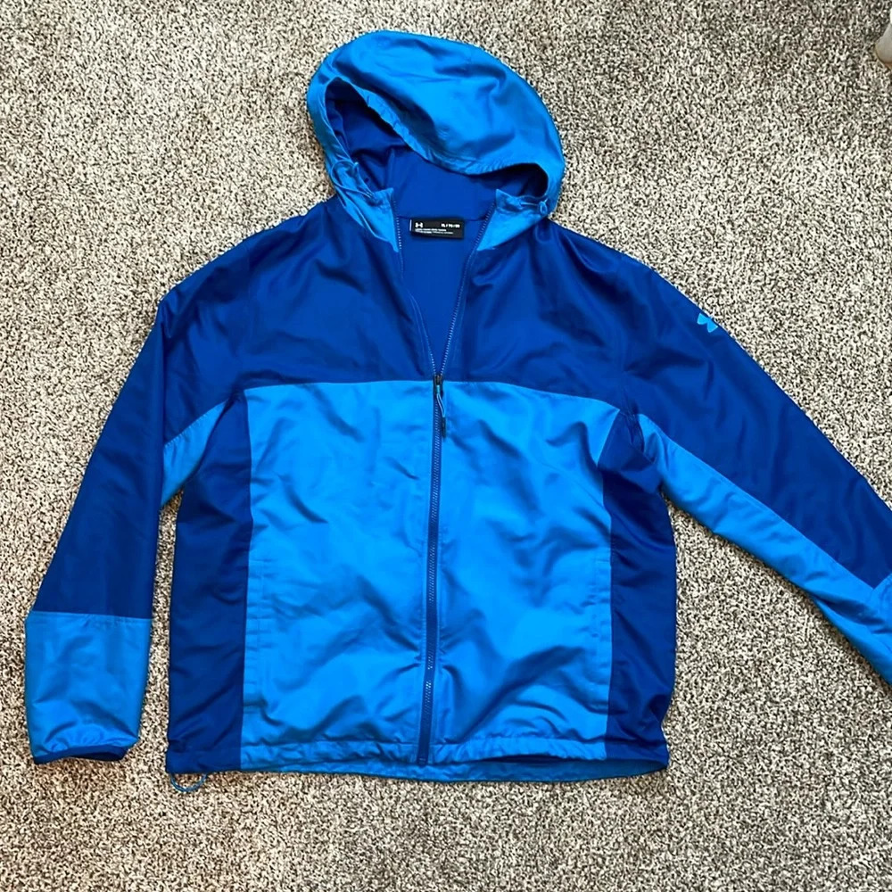 ⚫️Blue men’s under armor windbreaker